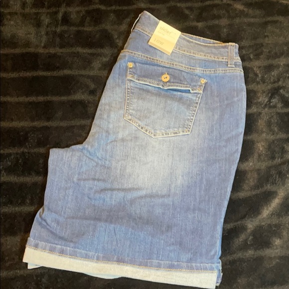 Style Co - denim - Bermuda short - 16W - NWT - Picture 1 of 9